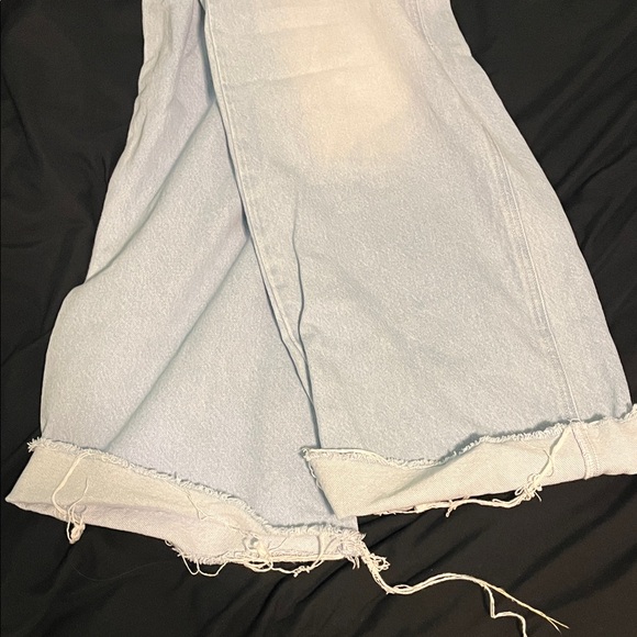 PacSun Light Blue Low-Rise Baggy Women's Jeans - Picture 4 of 4